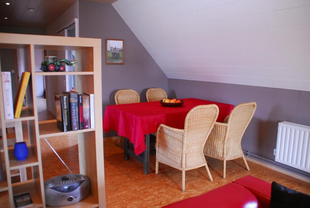 De Rosmolen Villa Ertvelde Стая снимка